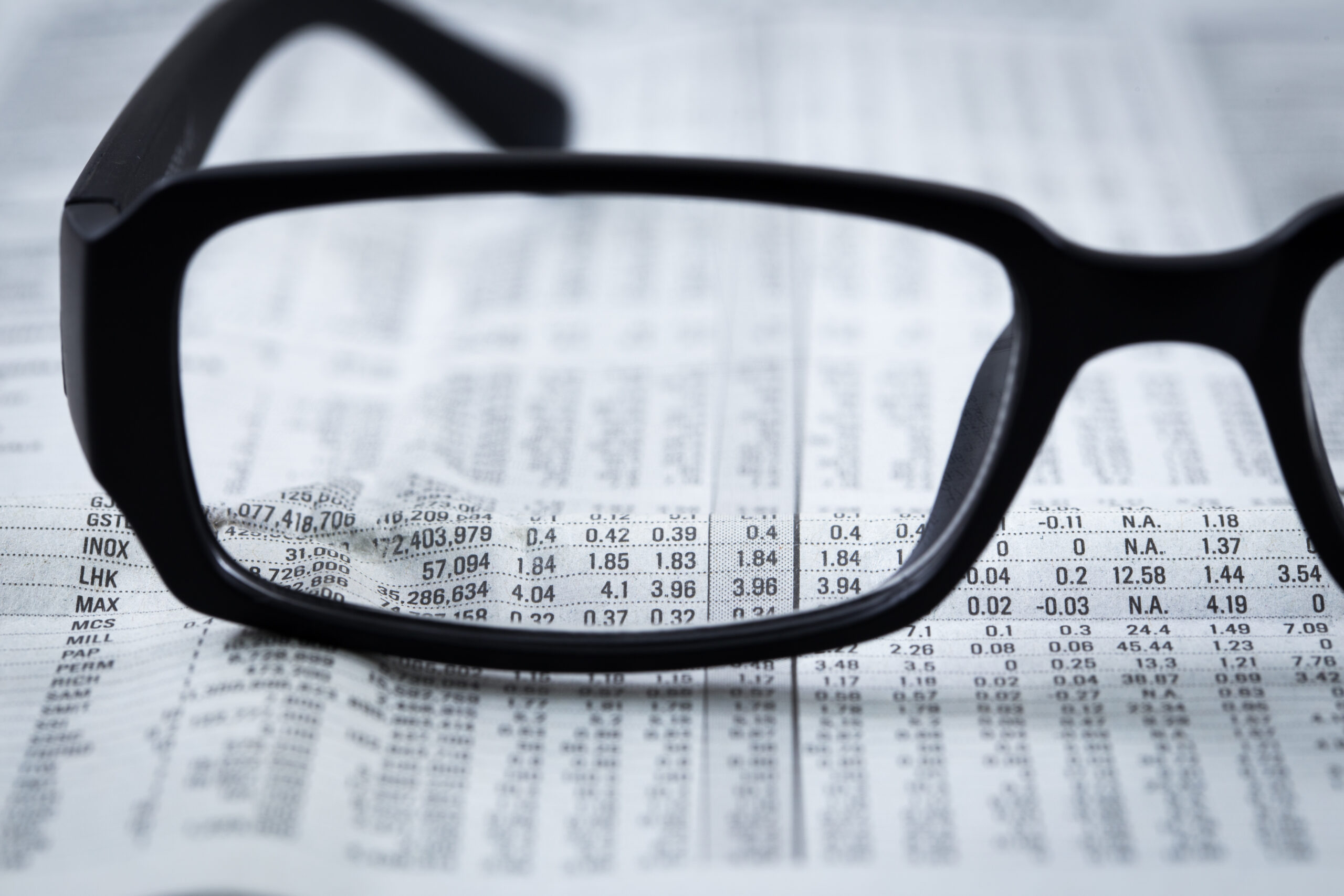 Mutual Fund vs Individual Stocks: Building Portfolios for Wealthy Investors